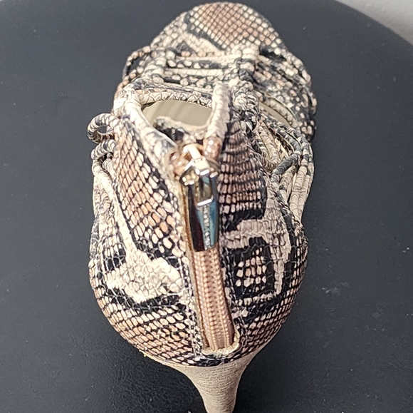 Vince Camuto Alsandra Faux Snakeskin Wovan Heels - Picture 4 of 8